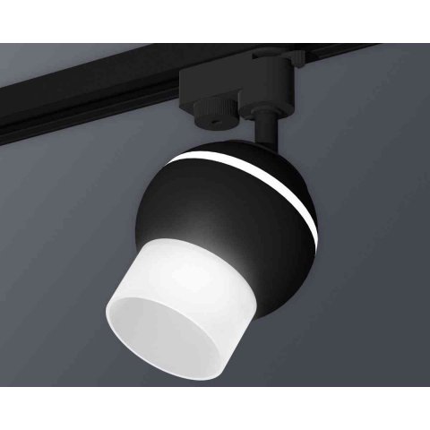 Комплект трекового светильника Ambrella light Track System XT1102072 SBK/FR черный песок/белый матовый (A2521, C1102, N7170)