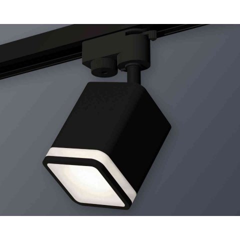 Комплект трекового светильника Ambrella light Track System XT7813021 SBK/FR черный песок/белый матовый (A2521, C7813, N7751)