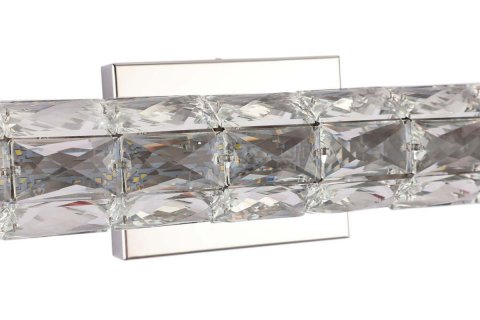 Настенный светильник Zortes CRYSTAL ZRS.79201.8