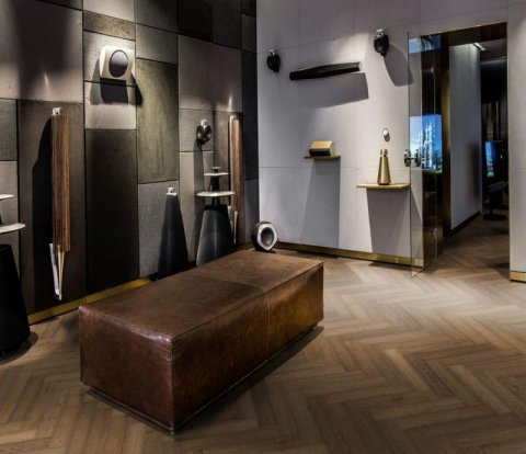 Английская елка Kahrs Herringbone Дуб CD Smoked Lively
